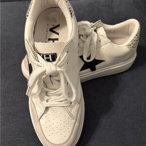 Vintage Havana Sneakers with Black Glitter Star Accent